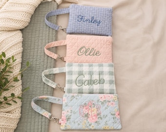 Gingham Wipe Pouch/ Baby Wipes Holder/ Diaper Bag Accessory
