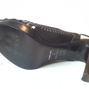 90s Woven Leather Platform Slingback Sandals Vintage 1990s Peep toe Size 8 90s does 40s Black Brown Cutout Pumps Heels Shoes image 5