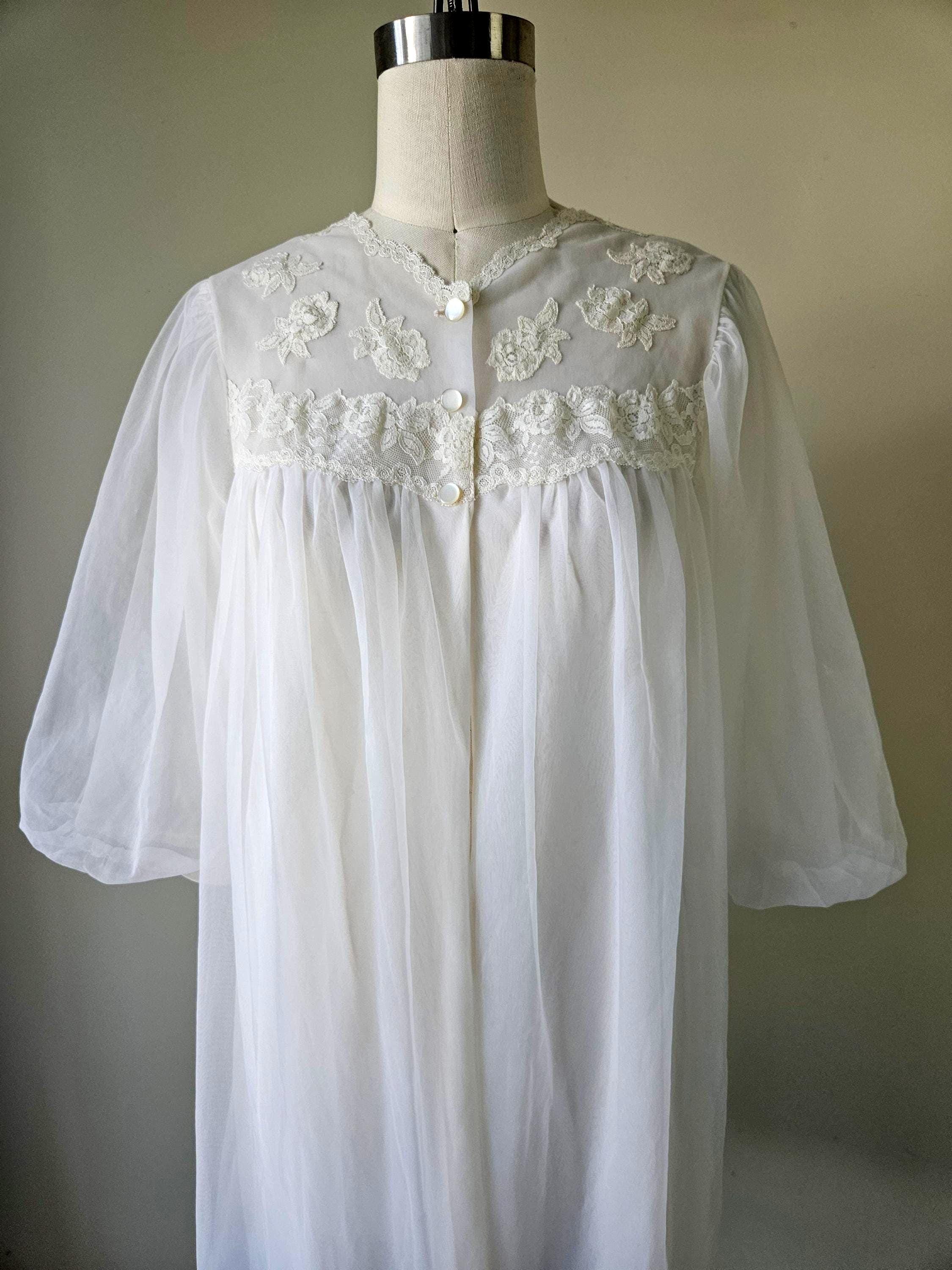 Powder Puff Robe 1950s SEAMPRUFE White Puff Sleeve Peignoir Robe With Lace, USA, S/M - Etsy