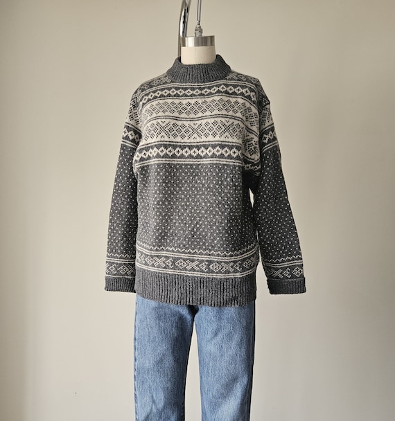 Nordic Fair Isle Wool Sweater • Hand Knit Unisex … - image 1