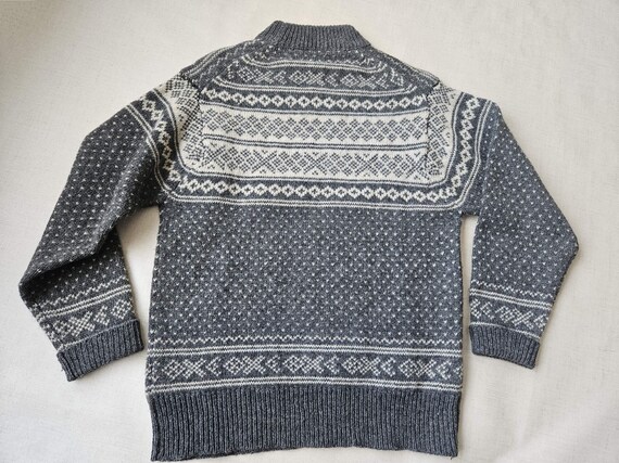 Nordic Fair Isle Wool Sweater • Hand Knit Unisex … - image 6