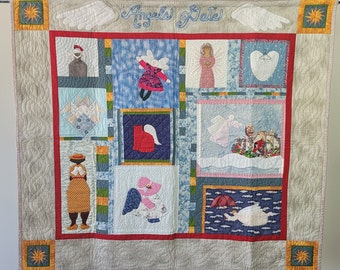 Vintage Angel Quilt Decke, handgemachter 1990er Jahre Angels Gate Wandbehang, Cottagecore Dekor