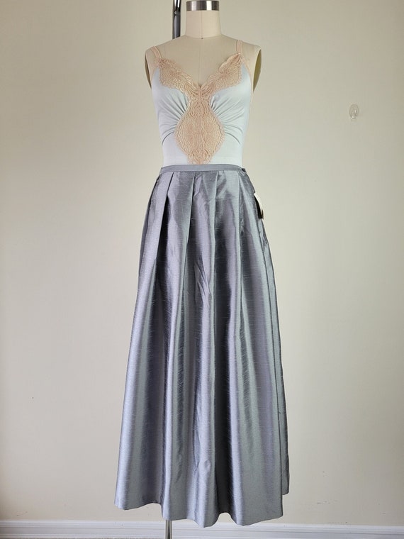 Long formal skirt 80s hotsell