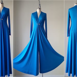 1970&#39;s EVA GABOR Look by ESTEVEZ Palazzo Jumpsuit Gown • Formal Blue Wide Leg Party Romper • Size Small