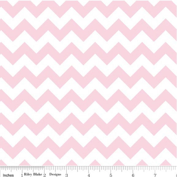 Kleine Chevron Lt Pink - 1 Yard Cut - Riley Blake Designs - Baumwollgewebe - rosa Stoff - Chevron Fabric - Quilting Stoff