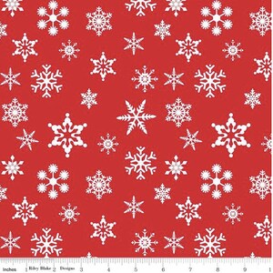 Urlaub Schnee Flocken rot - grün - Banner Coordinants - Riley Blake Designs Stoff geschnitten geschnitten - Weihnachtsstoff - Schneeflocken Stoff