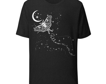 Luna Moth T-shirt | Följ ljuset inom dig | Spirituell T-shirt | Häxtröja | Intuitiongåva | Mörk feminin T-shirt | Moth T-shirt
