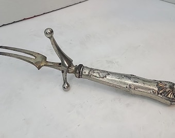 Early 20th Century Art Noveau Roast Meat Carving Fork Trident A Gigot Metal Rare