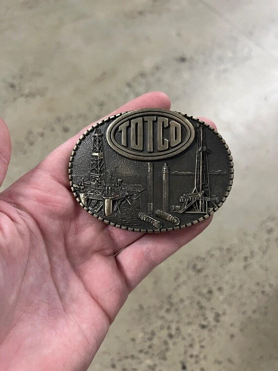 Vintage 1981 Totco Oil Rig Gas Belt Buckle