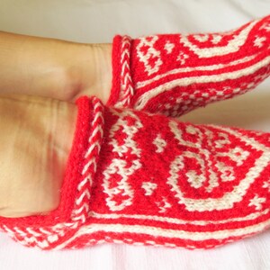 Wool Home Slippers Hand Knitted Norwegian House Shoes Women's Hearts Patterned Seamless Scandinavian Slipper Socks Christmas Gift for Her