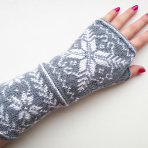 Gants en laine mérinos sans doigts, tricotés à la main, style scandinave, motif étoile de Noël, mitaines, bracelets norvégiens pour femmes