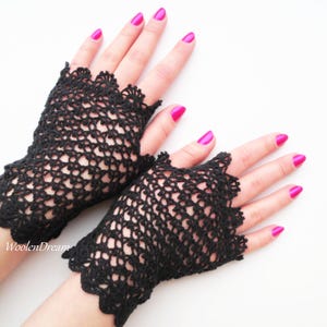 Gothic Wedding Lace Gloves Finger-less Crochet Openwork Bridal Mitts Handmade Summer Evening Wrist Cuffs