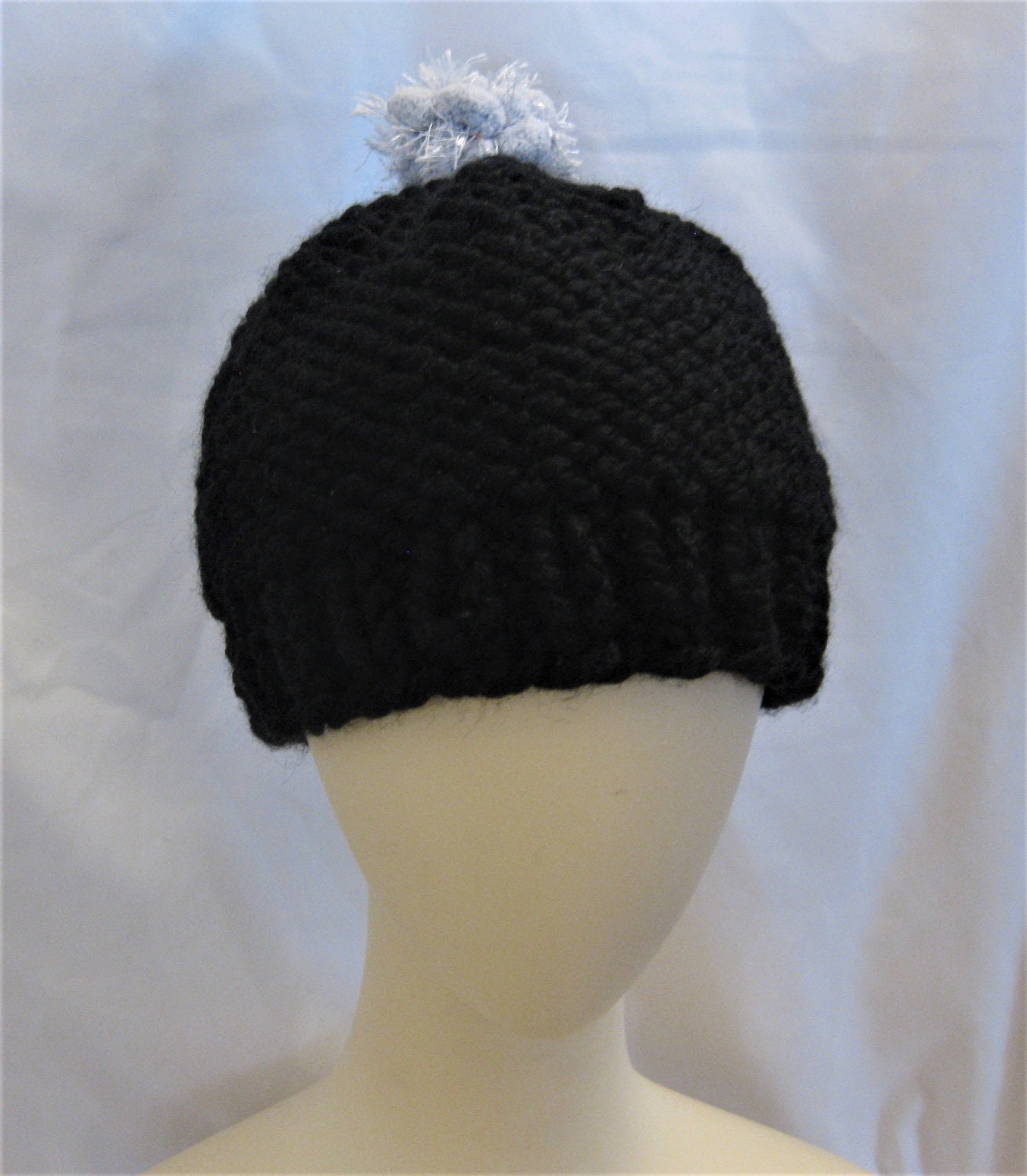 Black Hat, Hand Knit Cloche Hat, Chunky Knit Hat, Womens Hat
