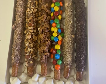 Brezel-Stäbchen mit Topping