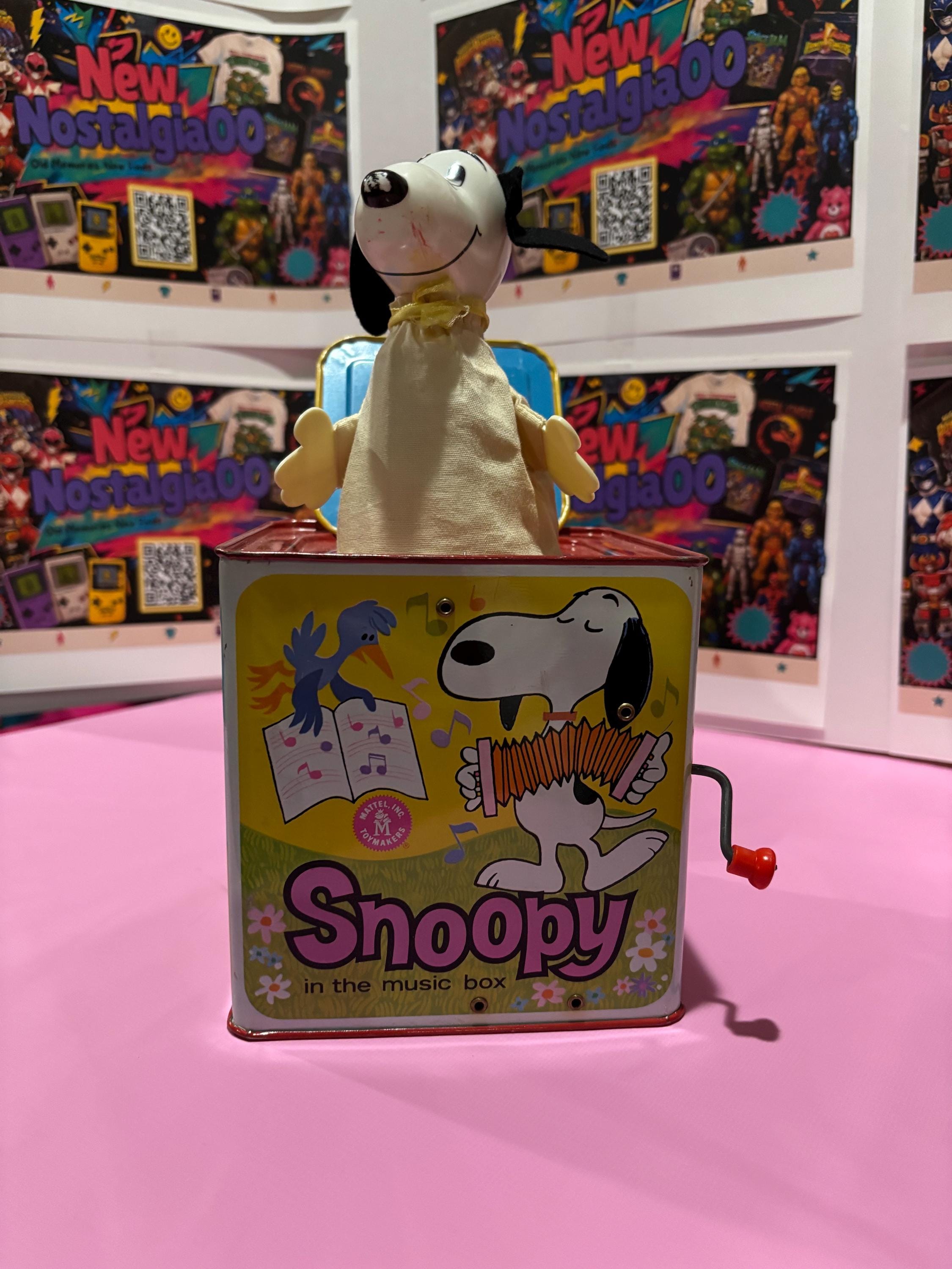 Snoopy Music Box - Etsy