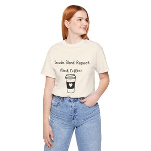 Camiseta para profesor de lectura / Camiseta de café "Decode Blend Repeat"
