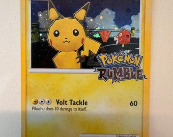 Pikachu #7 Rumble 7/16 Carta proxy non reale, oggetto di fantasia realizzato da un fan.