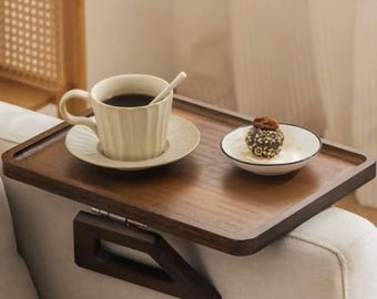 Träsoffa med armstöd: Soffhållare med klämma för drycker, snacks och fjärrkontroller