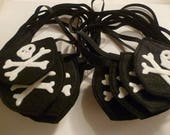 Black pirate patches, perfect for party favours.