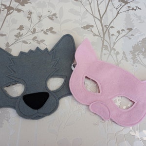 Story Masks: Wolf and Three Pigs, Ideal for Dressing Up, Role Plays ...