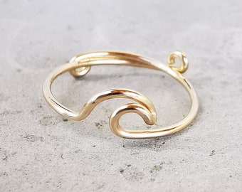 Wave Ring made of Gold Filled Wire – adjustable ring, handmade jewelry, by I KIZZU
