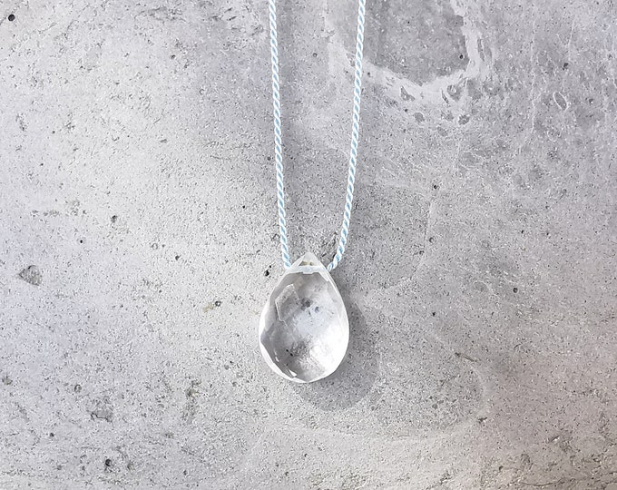 Rock crystal necklace | Clarity & lightness | Delicate thread necklace with natural gemstone | Minimalist jewelry