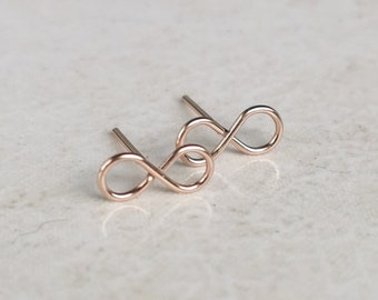 forever and ever! Infinity sign earrings in rose gold - ideal gift for your best friend