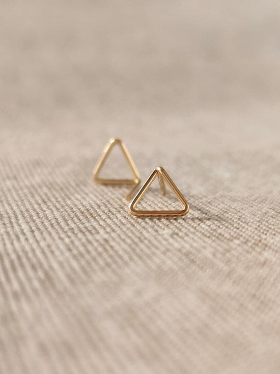 Triangle Earrings Gold, Gold Filled Stud Earrings – minimalist stud earrings for style-conscious women | KIZZU