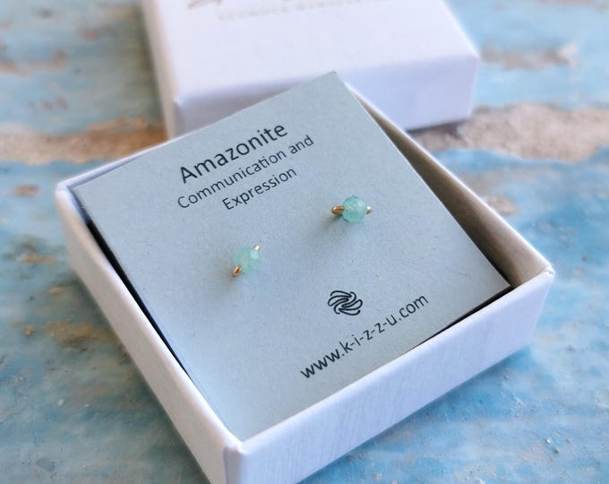 Amazonite stud earrings 4 mm – Harmony & Lightness | Gemstone earrings in light turquoise green, birthstone August