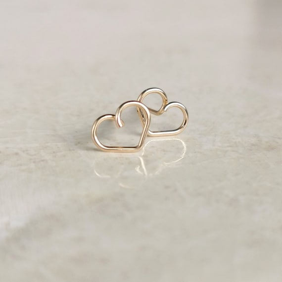 Heart stud earrings, small gold stud earrings with heart, gift for best friend, gift idea for Valentine's Day