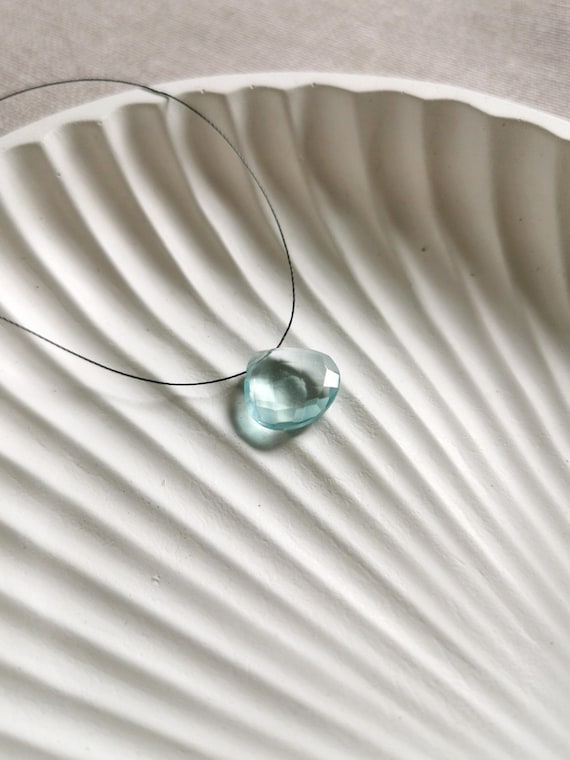Delicate necklace with blue topaz pendant - simple gemstone jewelry for clarity and inner strength - fine jewelry I KIZZU