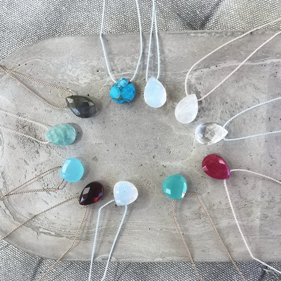 Handmade necklace with gemstone pendant made of silk and sterling silver – Energetic elegance and natural beauty