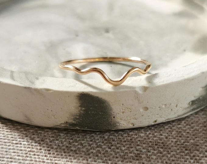 Flow Ring | Wave Ring Silver | Minimalist Jewelry for Your Everyday Look | KIZZU