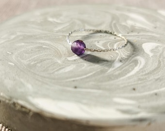 Delicate amethyst ring in sterling silver – Minimalist jewelry, handmade, sustainable, gift idea for women