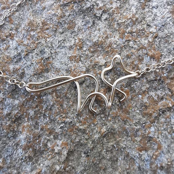 Jellyfish Necklace, necklace with jellyfish pendant in sterling silver, ocean-inspired jewelry, for ocean lovers, wire art jewelry.