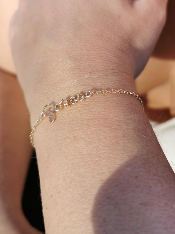 Personalized name bracelet gold, bracelet with name - unique, handmade jewelry for you and your loved ones I KIZZU