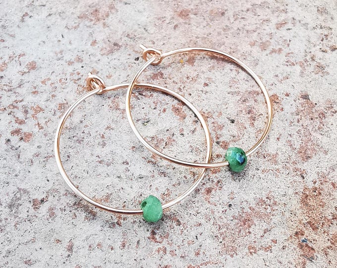 Rose gold hoop earrings with ruby zoisite – Handmade gemstone earrings, spring jewelry, gift idea for women | KIZZU