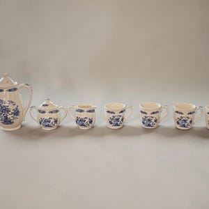 Vintage Blue Willow Porcelain Coffee & Tea Set, Made in Japan