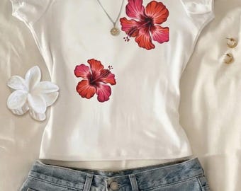 Womens Floral Hibiscus T-Shirt, Tropical Summer Graphic Tee, Lightweight Summer Outfit for Her, Aesthetic Trendy Clothing