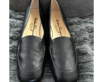 Salvatore Ferragamo Black Leather Women's Slip-On Loafer Flats US 8.5 AA V