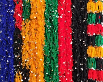 Cintura tradizionale da danza orientale in marocchino fatta a mano – Sciarpa per fianchi da danza del ventre con peso, cintura per costume con perline fatte a mano nei colori rosso, nero, giallo e oro