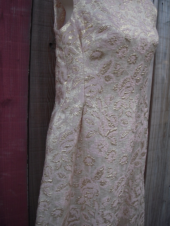I Magnin Gold and Pink Brocade Full Length Gown  … - image 4