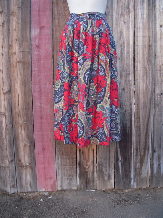 Vintage rayon challis red paisley/floral skirt