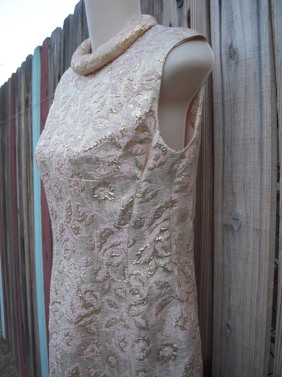 I Magnin Gold and Pink Brocade Full Length Gown  … - image 5