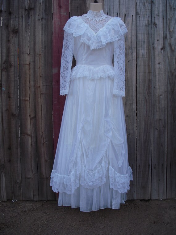 Vintage Jessica McClintock Wedding Dress