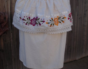 Vintage Gauzy off shoulder Mexican embroidered top