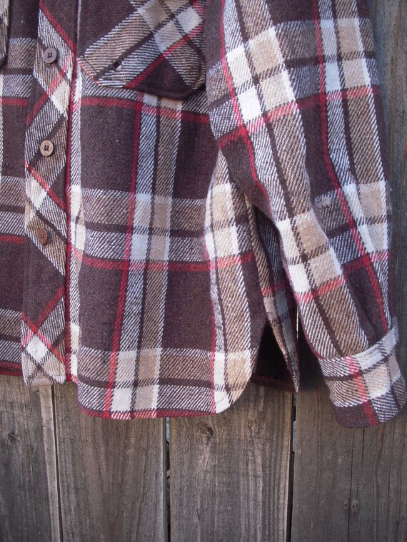 Vintage 70's heavy flannel plaid shirt/jacket Mon… - image 4
