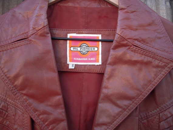 Vintage Long/Trench Coat Leather Ms. Pioneer - image 7