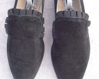 Vintage black suede tuxedo flats satin ribbon trim  size 8