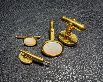Vintage Christian Dior Gold & Pearl costume Cufflinks